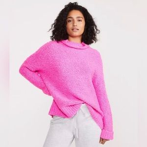 Lou & Grey Boucle Knit Mock Turtleneck Sweater